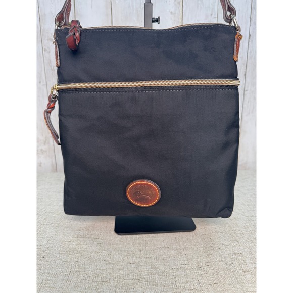 Vintage Y2K Dooney & Bourke Black Nylon Crossbody Bag – Red Lining – Duck Logo - Picture 2 of 15